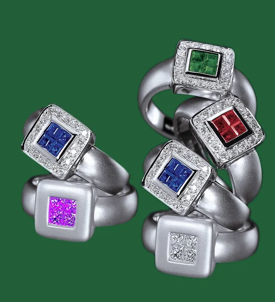 Wybór Kolorów Srebrne Pierścienie Kamieniami — Zdjęcie stockowe
