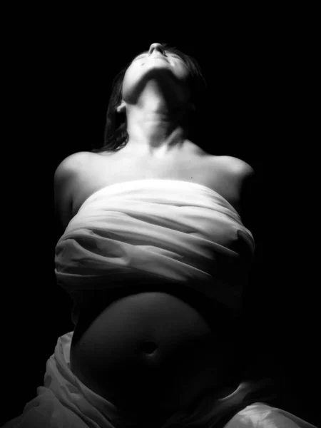 Une Jeune Femme Enceinte Aux Longues Jambes Robe Noire — Photo