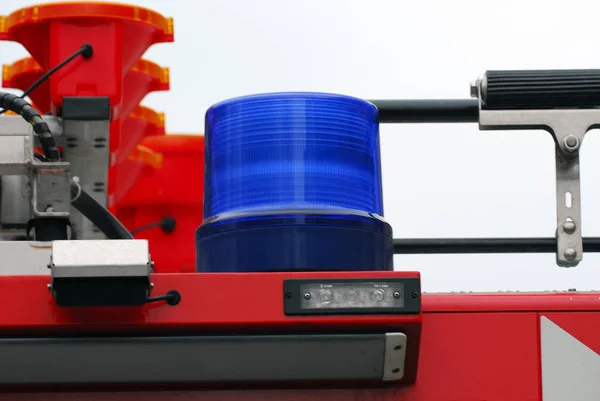 Detail Červeného Plastového Stroje Pro Výrobu Nového Vozu — Stock fotografie