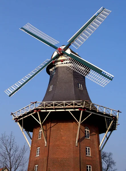 Windmühle Alternative Stromerzeugung — Stockfoto