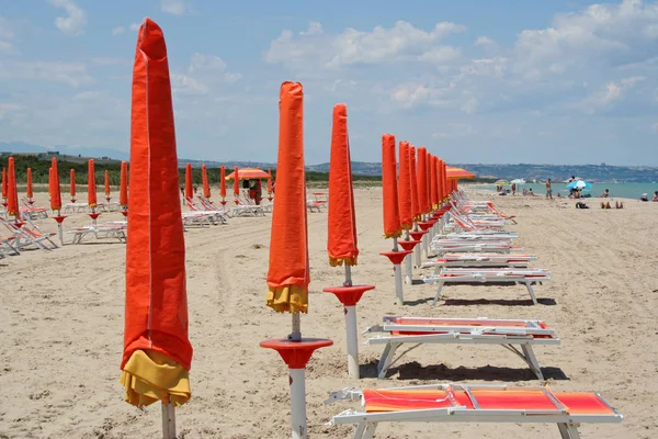 Strandkörbe Der Sandküste Des Atlantiks — Stockfoto