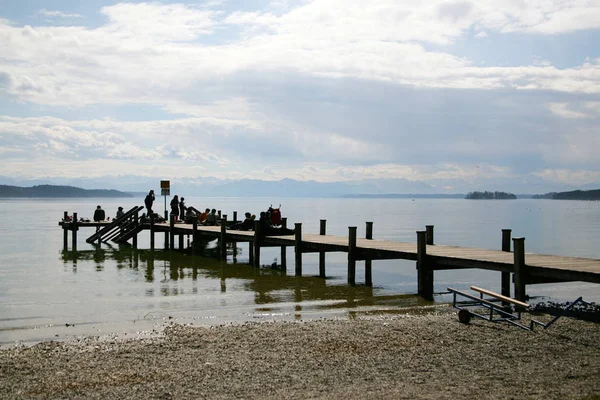 Primeiros Raios Sol Lago Starnberg — Fotografia de Stock