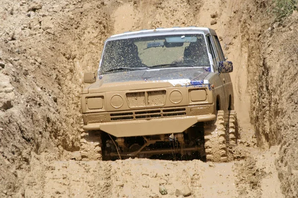 Jeep Schlamm — Stockfoto