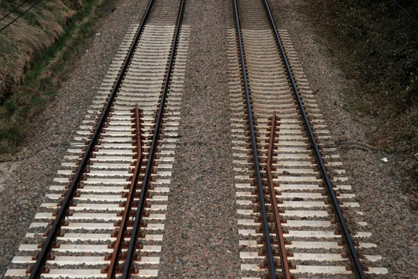 นทางรถไฟในหมอก — ภาพถ่ายสต็อก