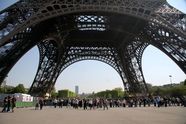 Париж Июля 2016 Эйфелева Башня Городе — стоковое фото