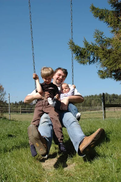 Ritratto Una Famiglia Felice Concetto Parentela — Foto Stock