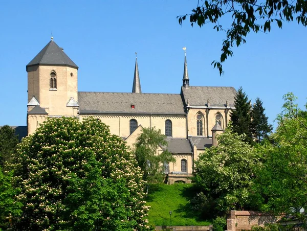 Szenischer Blick Auf Die Christliche Kirchenarchitektur — Stockfoto