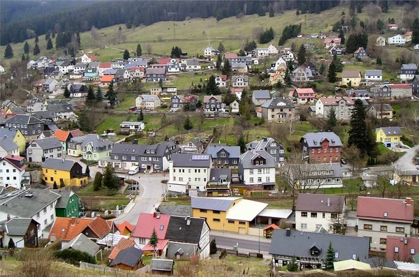 Thüringen Ormanındaki Köy Manebach Dağ Yamacından Alınmış Manebacher Istasyonu Demiryolu — Stok fotoğraf