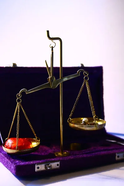 Law Concept Gavel Scales Table — Stock Photo, Image