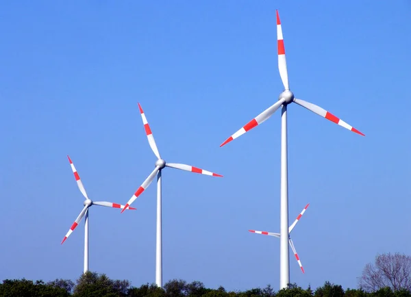 Ветряная Мельница Альтернативная Электроэнергия — стоковое фото