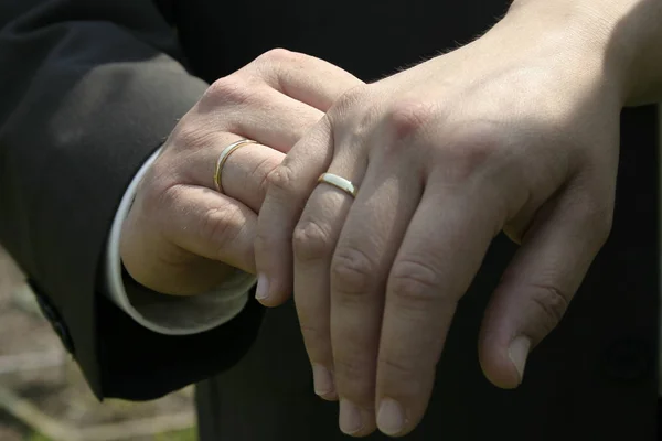 Evlilik Mücevherleri Nişan Yüzükleri Alyanslar — Stok fotoğraf