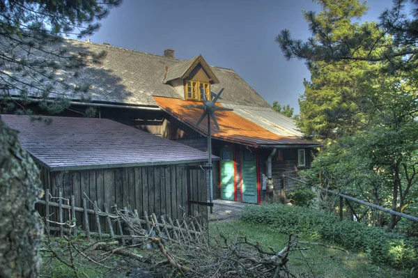 Die Hütte Auf Dem Berg — Stockfoto