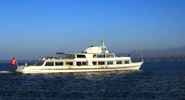 Barco Línea Agua Mar Viaje — Foto de Stock