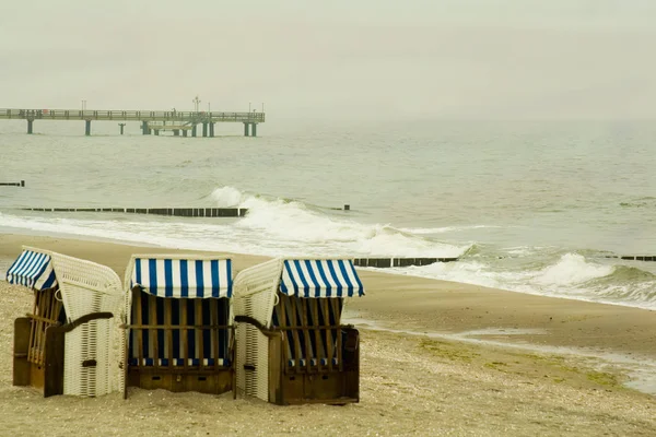 Krzesła Plażowe Molo Heiligendamm — Zdjęcie stockowe