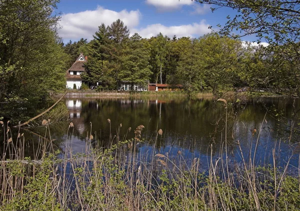 Casa Vicino Lago — Foto Stock