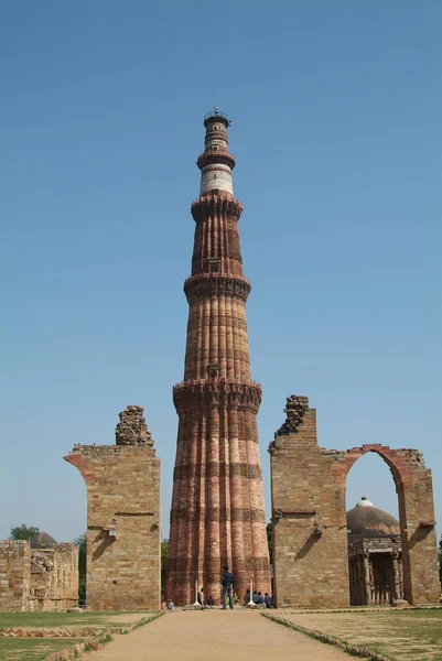 Minarete Metros Altura Mina Cantera Mezquita Delhi Unos 800 Años — Foto de Stock