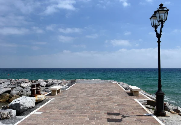 Lungomare Laigueglia Alassio Accanto Una Capitale Tedesca Vacanza Del Ital — Foto Stock