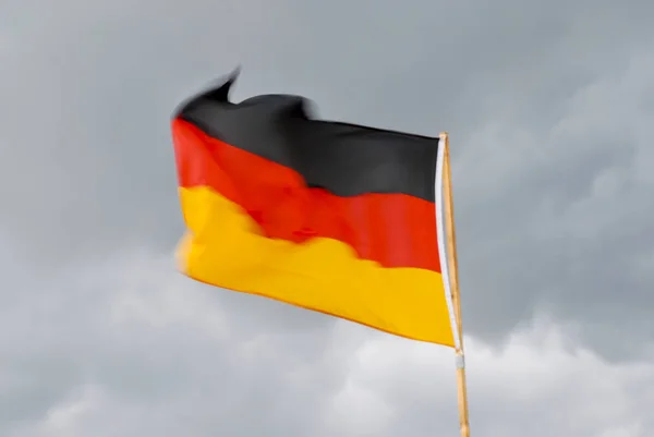 Γερμανική Σημαία Σύννεφα Καταιγίδας — Φωτογραφία Αρχείου