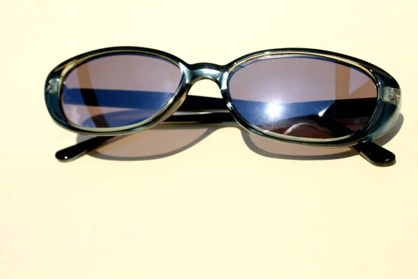 Stylische Sommersonnenbrille Accessoire — Stockfoto