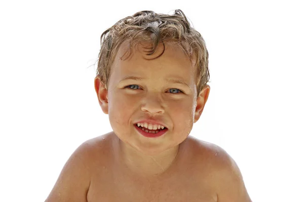 Porträt Eines Kleinen Jungen Mit Einem Handtuch — Stockfoto