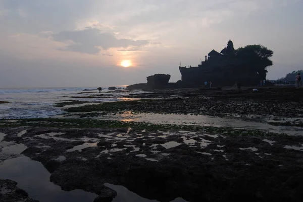 Bali Una Isla Indonesia Conocida Por Sus Montañas Volcánicas Boscosas — Foto de Stock