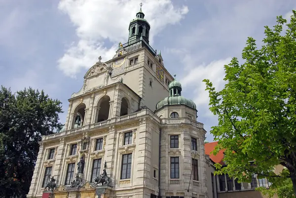 Μόναχο Πρωτεύουσα Της Βαυαρίας Φιλοξενεί Κτίρια Αιώνων Και Πολυάριθμα Μουσεία — Φωτογραφία Αρχείου
