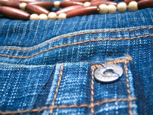 Relógio Bolso Com Jeans Azul — Fotografia de Stock