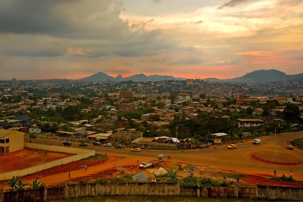 Die Hauptstadt Kameruns Eine Metropole Ein Schnell Wachsender Moloch Aber — Stockfoto