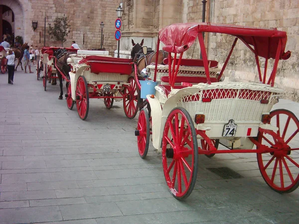 Old Red Wagon Wheel Wheels Street — Stock Photo, Image