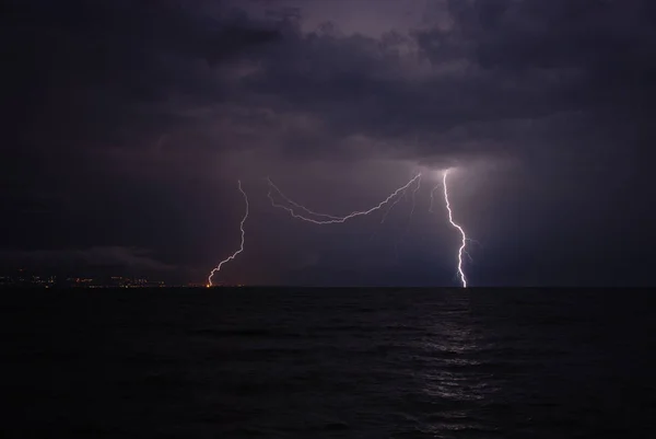 Storm Het Meer — Stockfoto