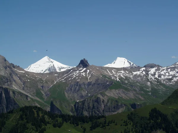 美しい山自然旅行 — ストック写真