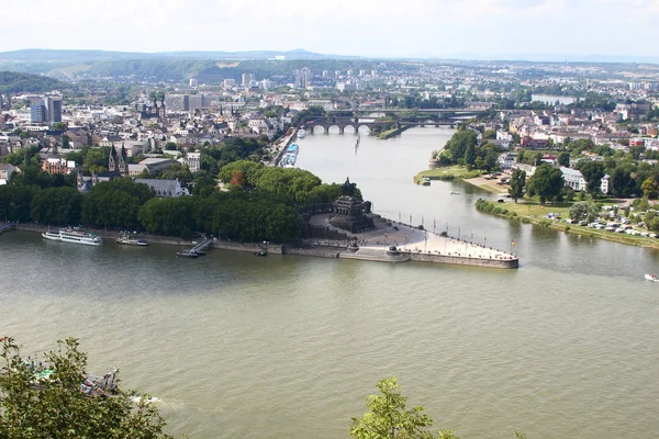 Rhine Adalah Salah Satu Sungai Utama Eropa Yang Bersumber Dari — Stok Foto