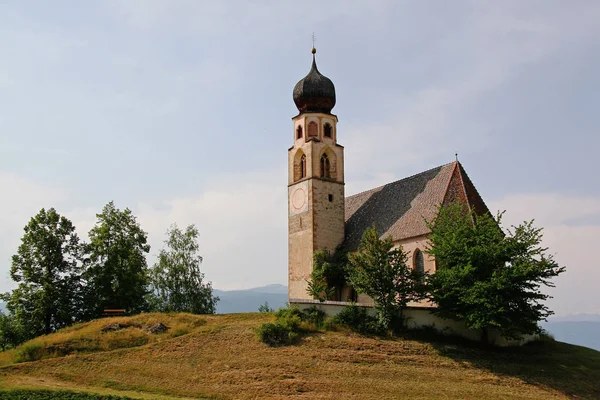 Chapel Dolomites — Stock Photo, Image