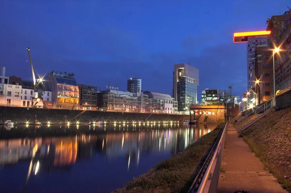 Düsseldorf Nuit — Photo