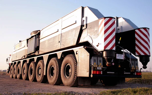 Impulsado Por Este Gigante Toneladas Turbo Diesel Cilindros Con Una — Foto de Stock