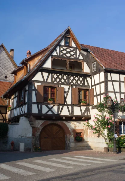 Şarap Yetiştiricisinin Evi Alsace — Stok fotoğraf