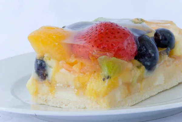 Delicious Fresh Baked Cake — Stock Photo, Image