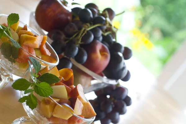 Close Uitzicht Smakelijke Verse Salade — Stockfoto