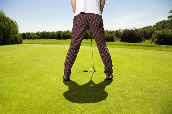 大人のゴルフクラブの様子 — ストック写真