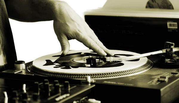 Playing Vinyl Record — 스톡 사진