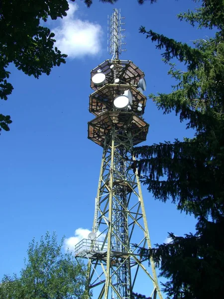 Turm Der Fernsehantenne Himmel — Stockfoto