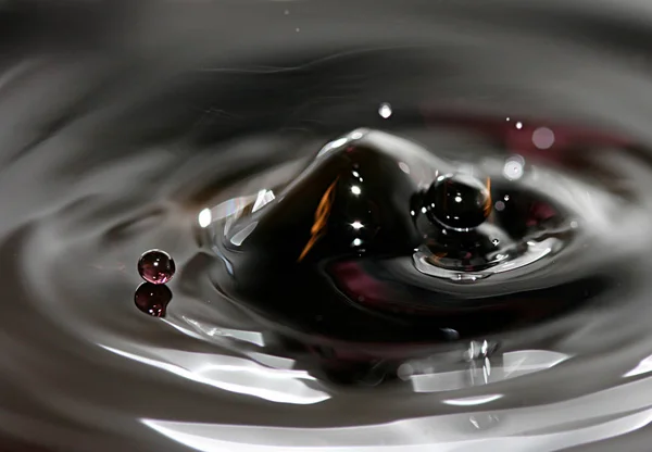 Капля Воды Поверхность Жидкости — стоковое фото