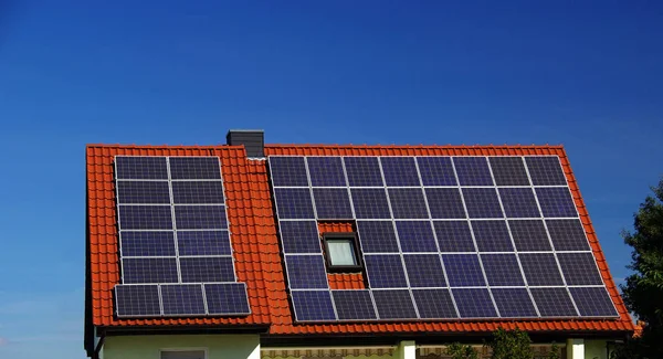 Energia Solare Impianto Fotovoltaico Energia Solare Elettrica — Foto Stock