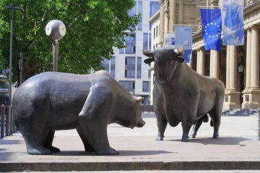 frankfurt bull and bear clipart