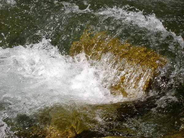 Salpicadura Agua Río —  Fotos de Stock