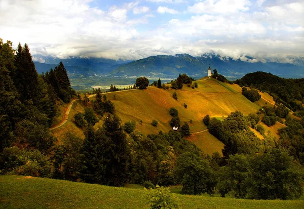 朱利安阿尔卑斯山的景色 — 图库照片