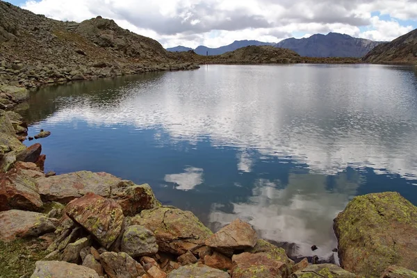 Lindo Lago Verão — Fotografia de Stock