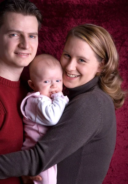 Söt Familjeporträtt Lyckligt Föräldraskap Koncept — Stockfoto