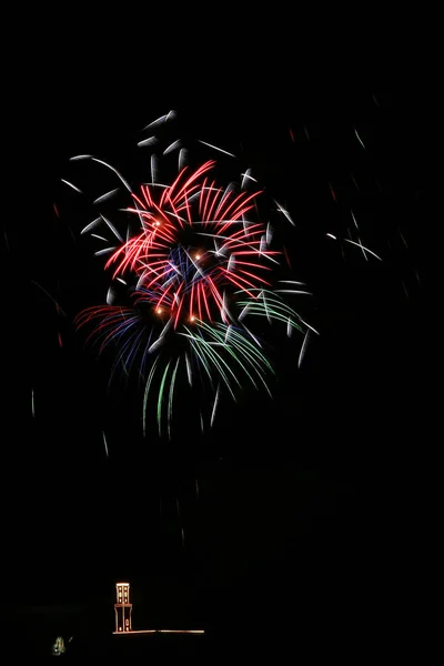 Feuerwerk Nachthimmel Pyrotechnik — Stockfoto