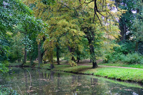 Lembut Terletak Danau — Stok Foto